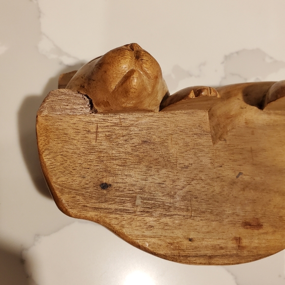 Hand carved napping cat, missing part of ear and leg and tail - Picture 5 of 10